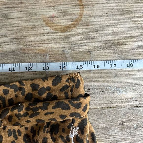 NWT A New Day Leopard Shorts size medium animal print cheetah - Picture 5 of 7